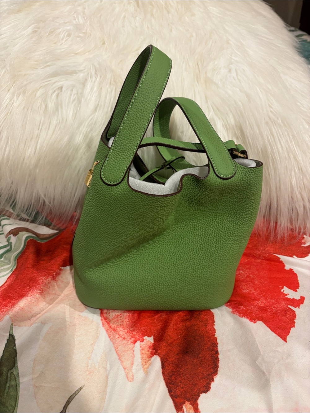 Green Pebbled Leather Crossbody Tote - Unbranded